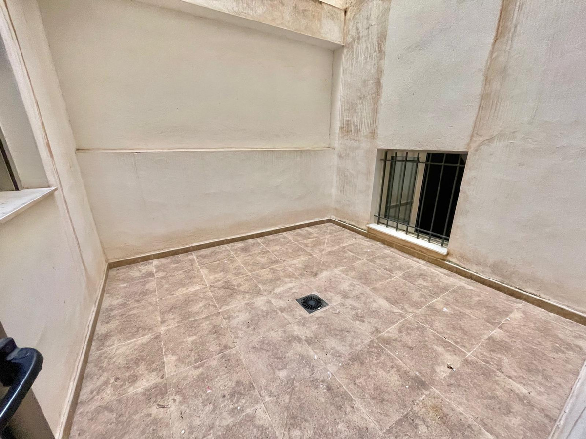 Se vende Otro  en Costa Blanca, Alicante, España