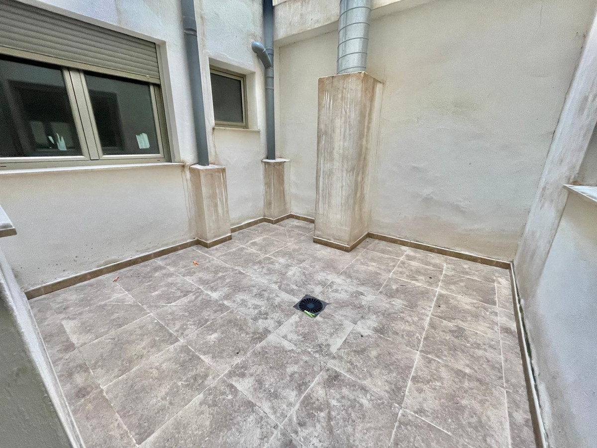 Se vende Otro  en Costa Blanca, Alicante, España