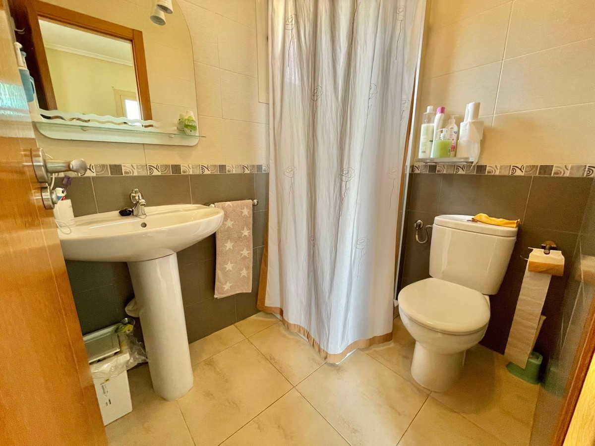 Se vende Adosada de 3 dormitorios en Costa Blanca, Alicante, España