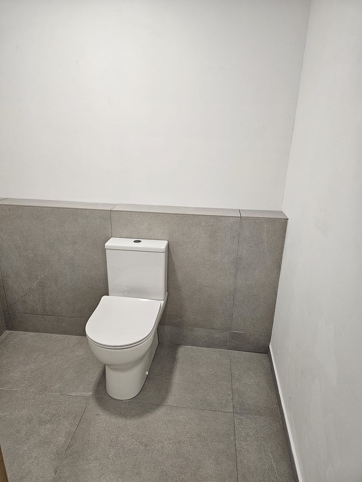 Se vende Local comercial  en Costa Del Sol, Málaga, España