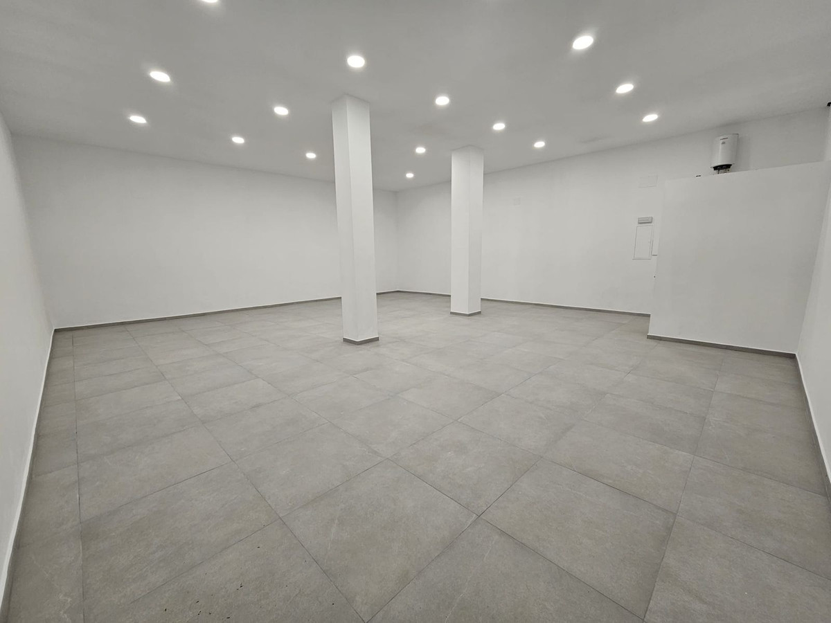 Se vende Local comercial  en Costa Del Sol, Málaga, España