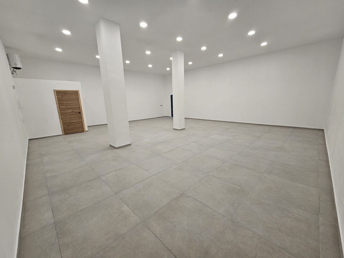 Se vende Local comercial  en Costa Del Sol, Málaga, España