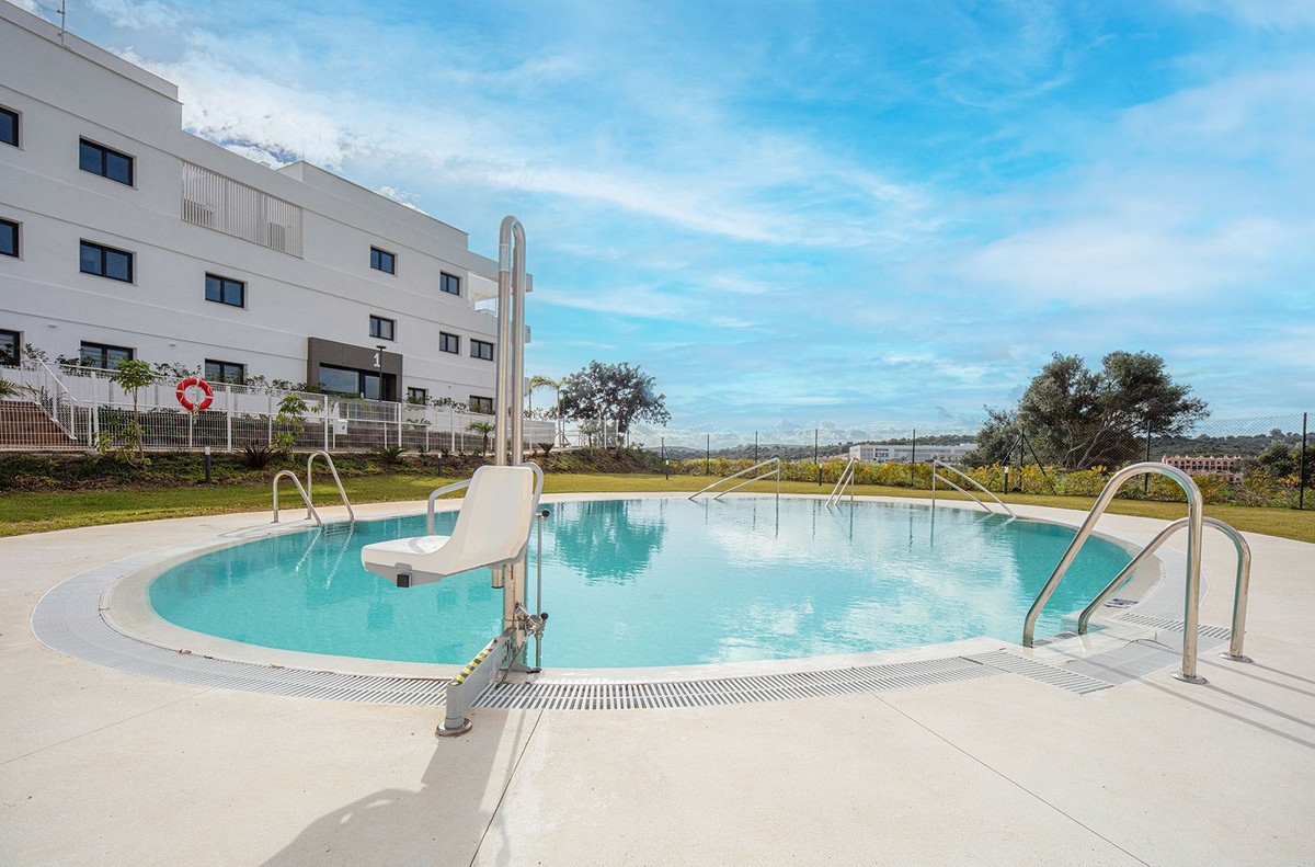 Se vende Apartamento Planta Media de 2 dormitorios en Costa Del Sol, Málaga, España