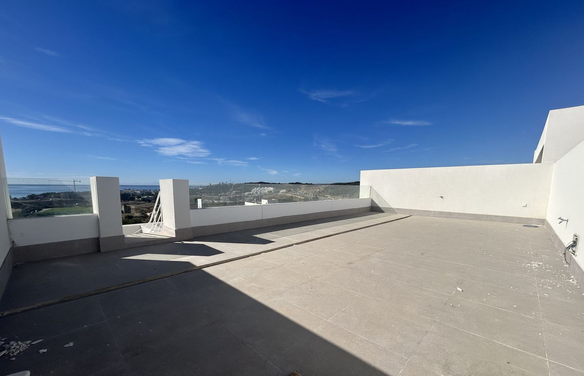 2 Bed Apartment for sale in Estepona Costa Del Sol, Málaga, Spain