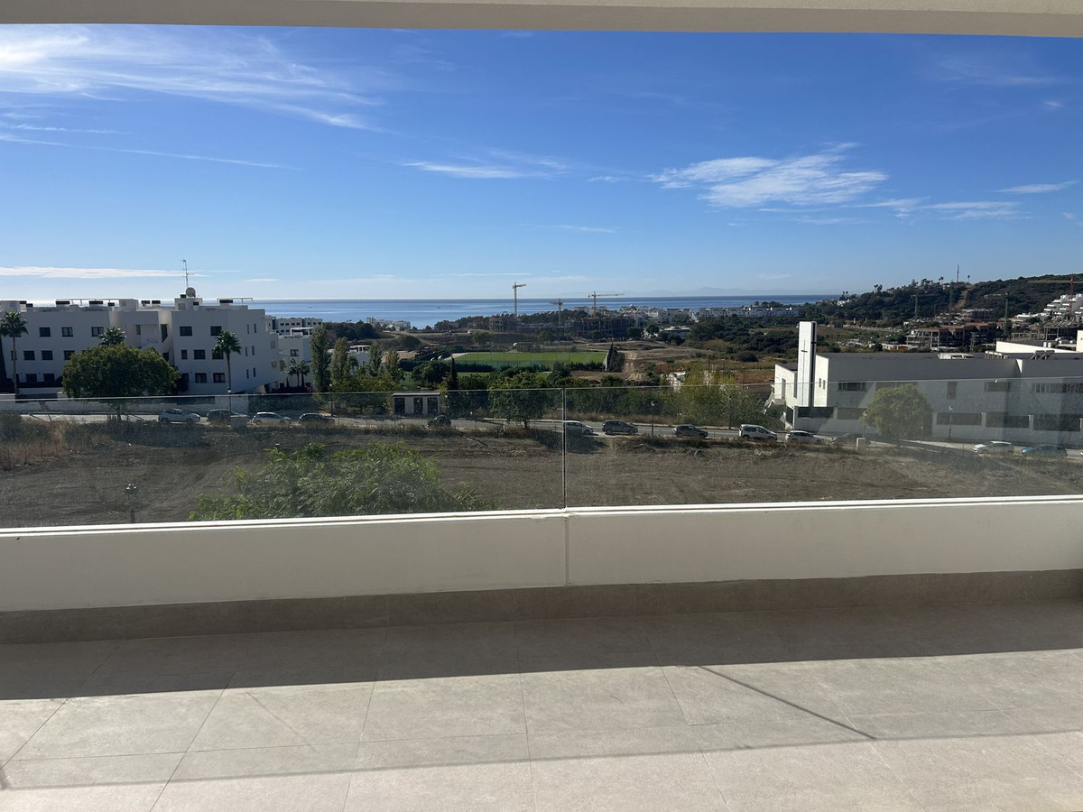2 Bed Apartment for sale in Estepona Costa Del Sol, Málaga, Spain