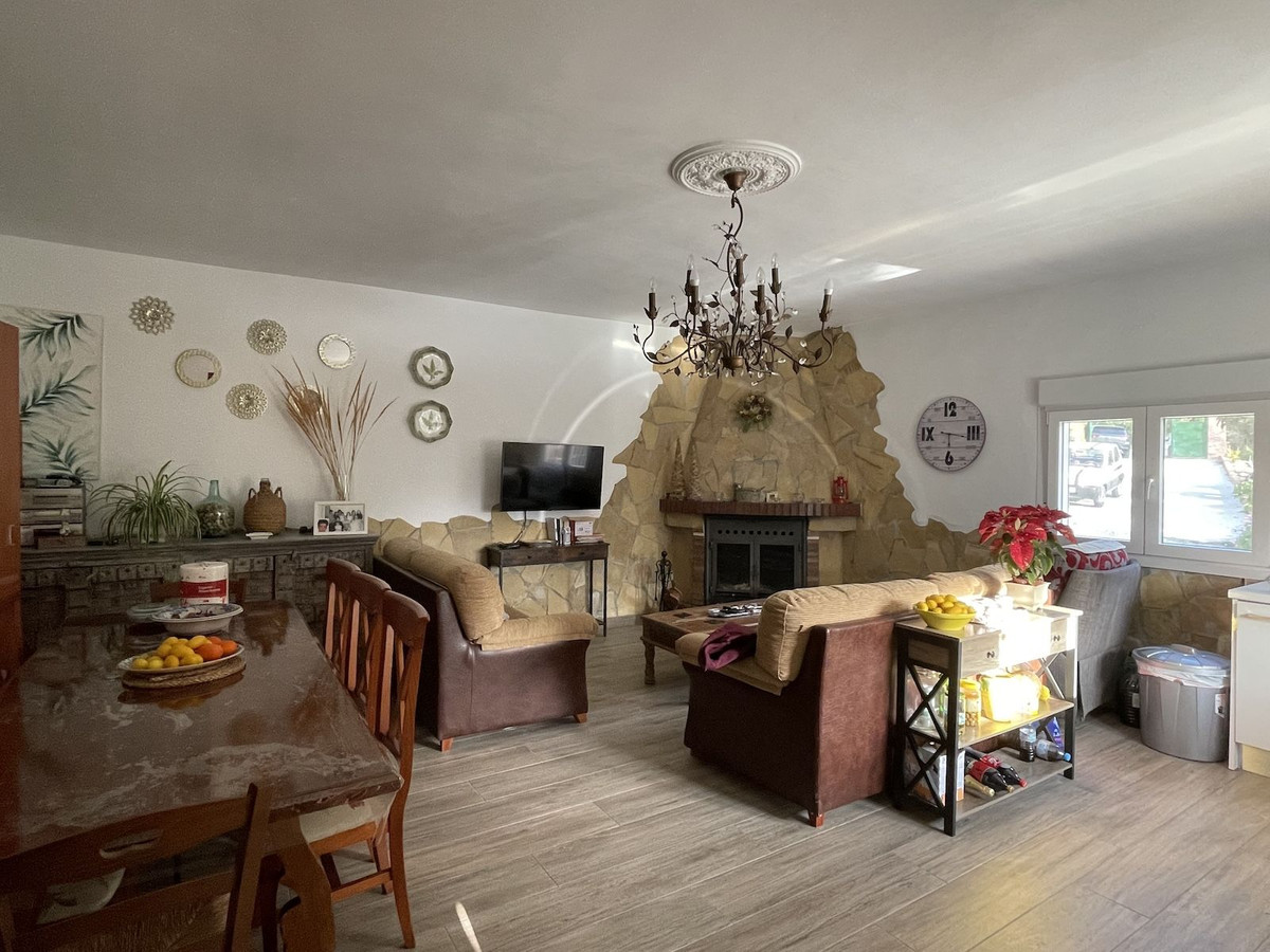 3 Bed Townhouse for sale in Nerja Costa Del Sol East, Málaga, Spain