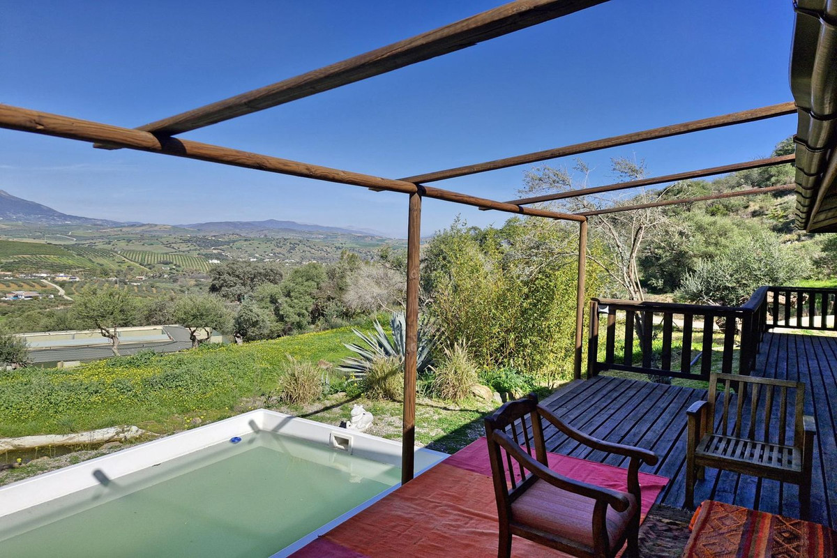 3 Bed Townhouse for sale in Coín Costa Del Sol, Málaga, Spain