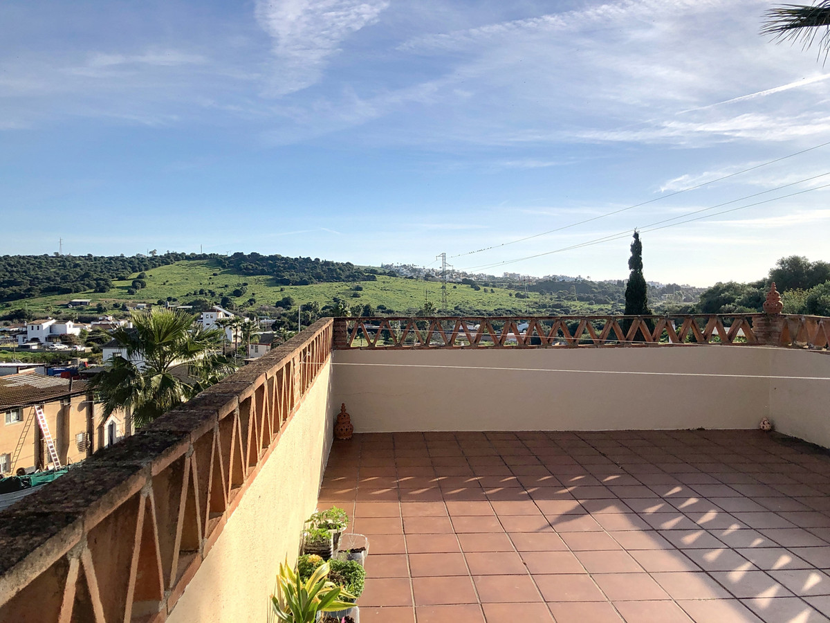 6 Bed Townhouse for sale in Estepona Costa Del Sol, Málaga, Spain