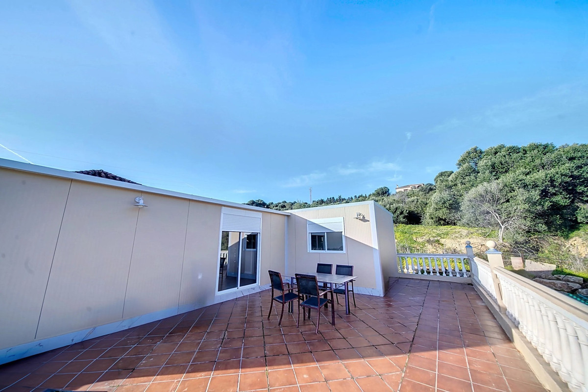 6 Bed Townhouse for sale in Estepona Costa Del Sol, Málaga, Spain