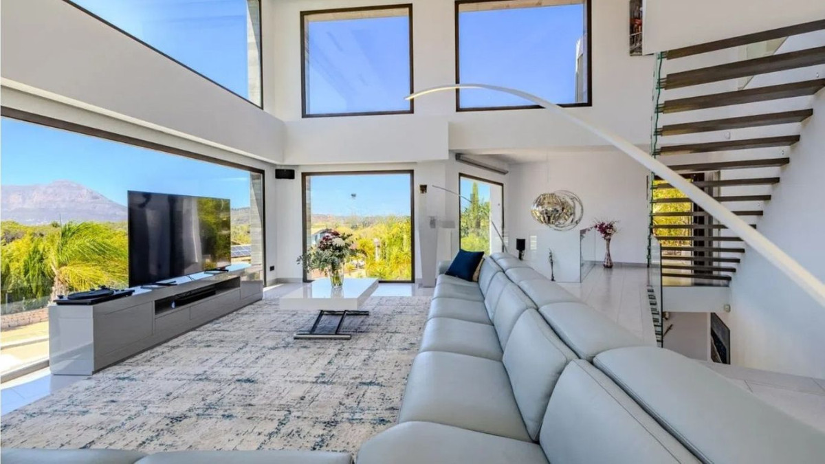 5 Bed Townhouse for sale in Javea Costa Blanca, Alicante, Spain