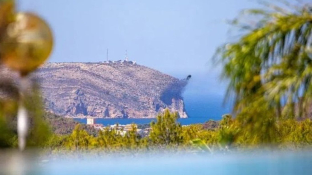 5 Bed Townhouse for sale in Javea Costa Blanca, Alicante, Spain