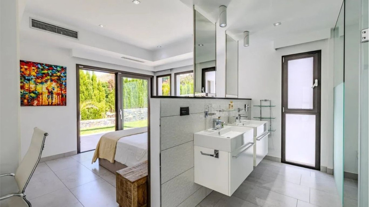 5 Bed Townhouse for sale in Javea Costa Blanca, Alicante, Spain
