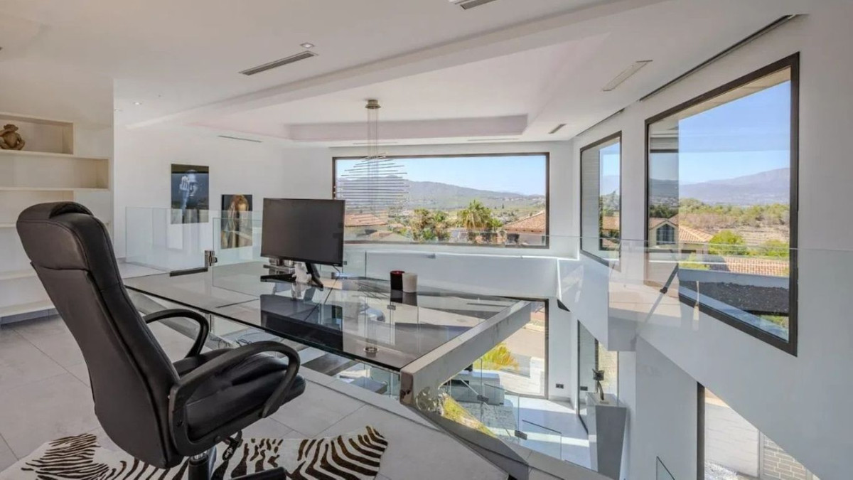 5 Bed Townhouse for sale in Javea Costa Blanca, Alicante, Spain