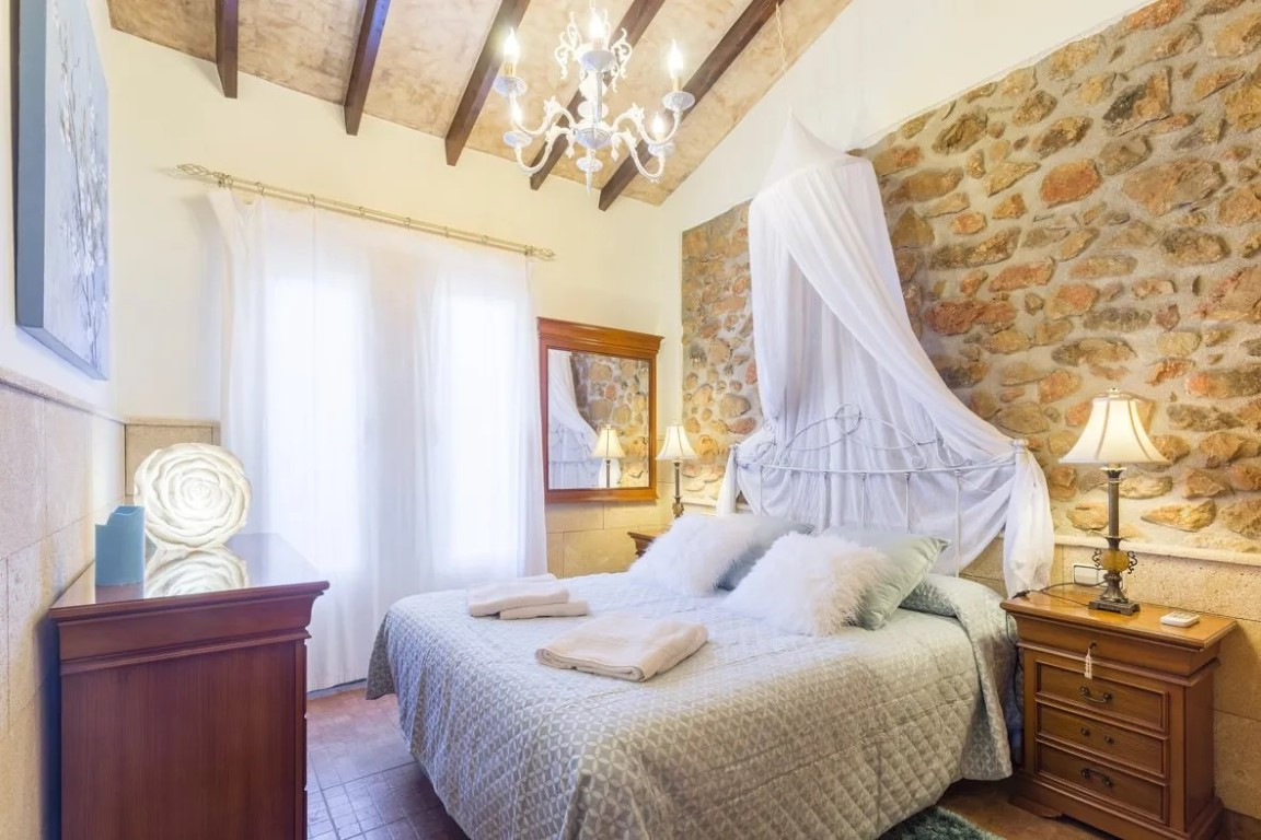12 Bed Townhouse for sale in Lliber Costa Blanca, Alicante, Spain