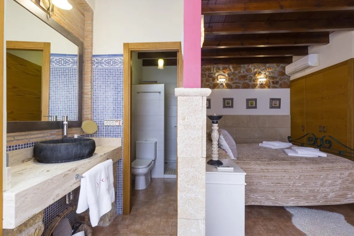 12 Bed Townhouse for sale in Lliber Costa Blanca, Alicante, Spain