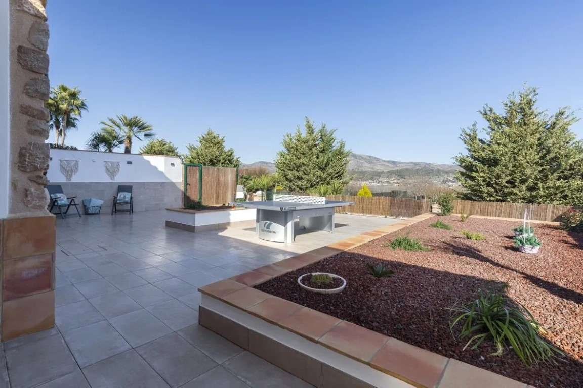 12 Bed Townhouse for sale in Lliber Costa Blanca, Alicante, Spain