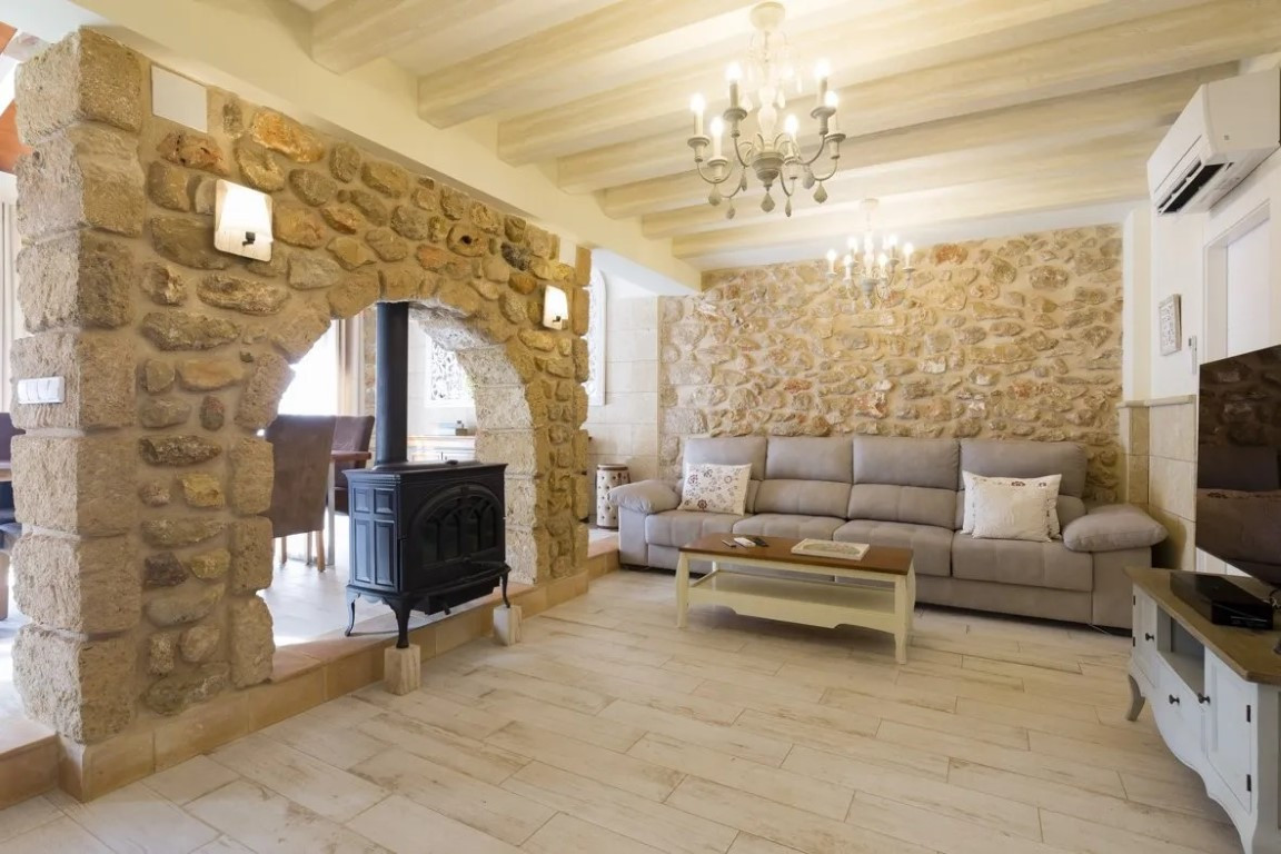 12 Bed Townhouse for sale in Lliber Costa Blanca, Alicante, Spain