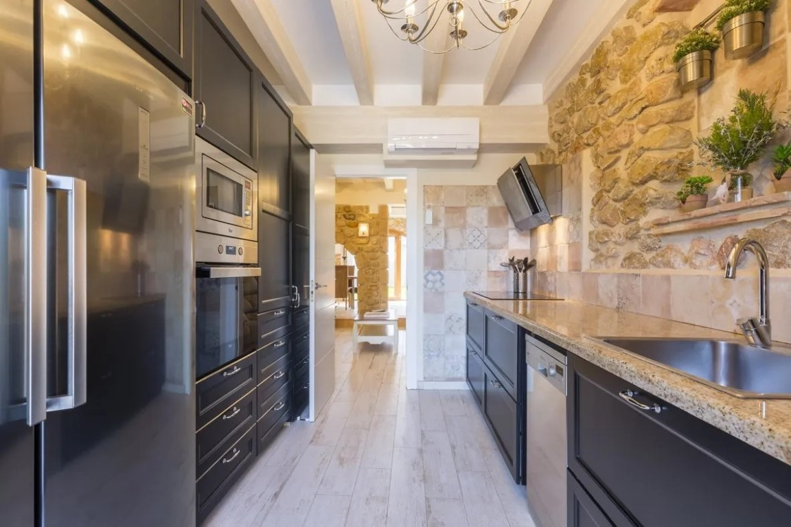 12 Bed Townhouse for sale in Lliber Costa Blanca, Alicante, Spain