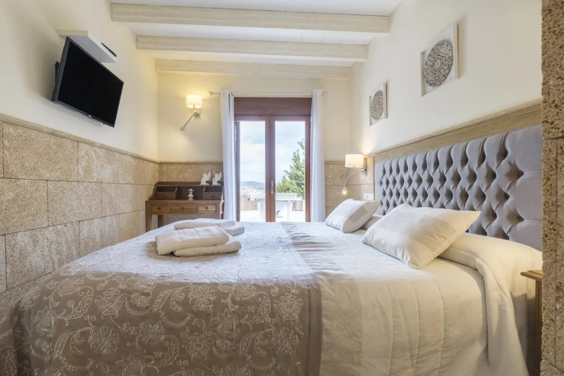 12 Bed Townhouse for sale in Lliber Costa Blanca, Alicante, Spain