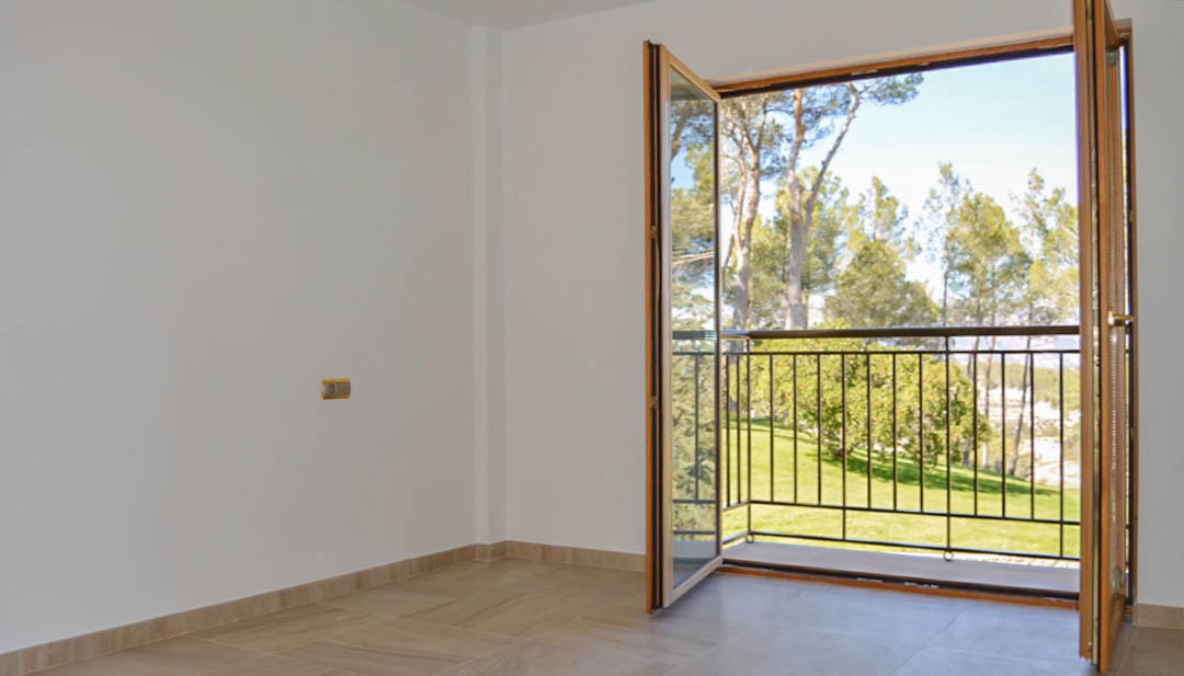7 Bed Townhouse for sale in Penaguila Costa Blanca, Alicante, Spain