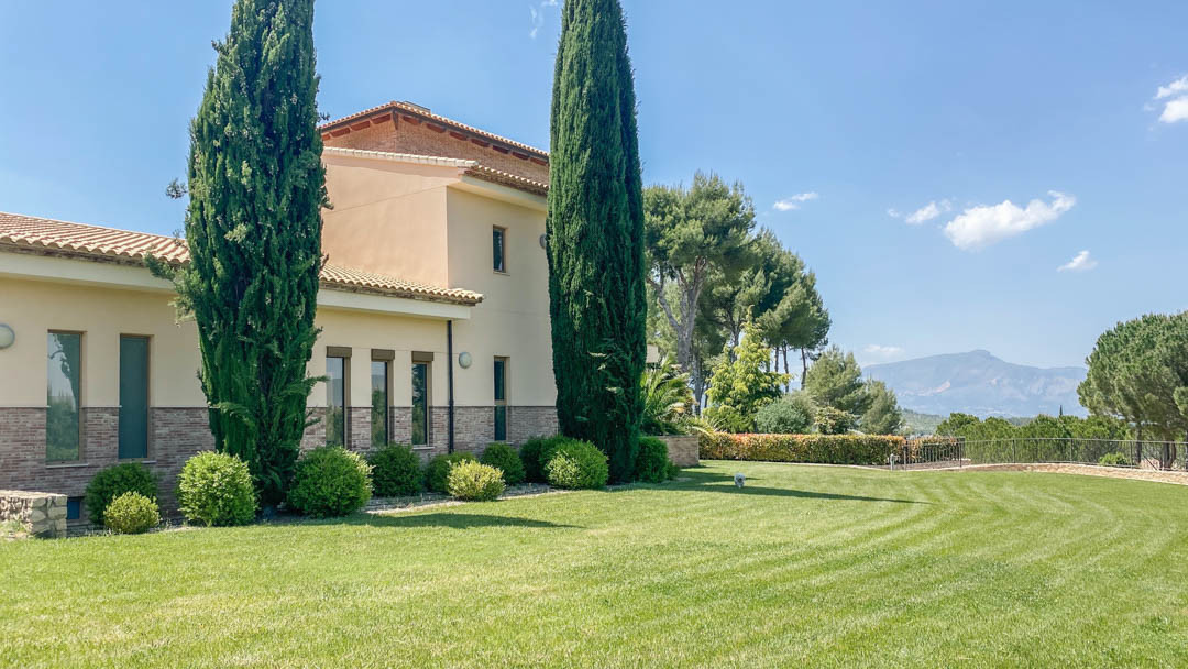 7 Bed Townhouse for sale in Penaguila Costa Blanca, Alicante, Spain