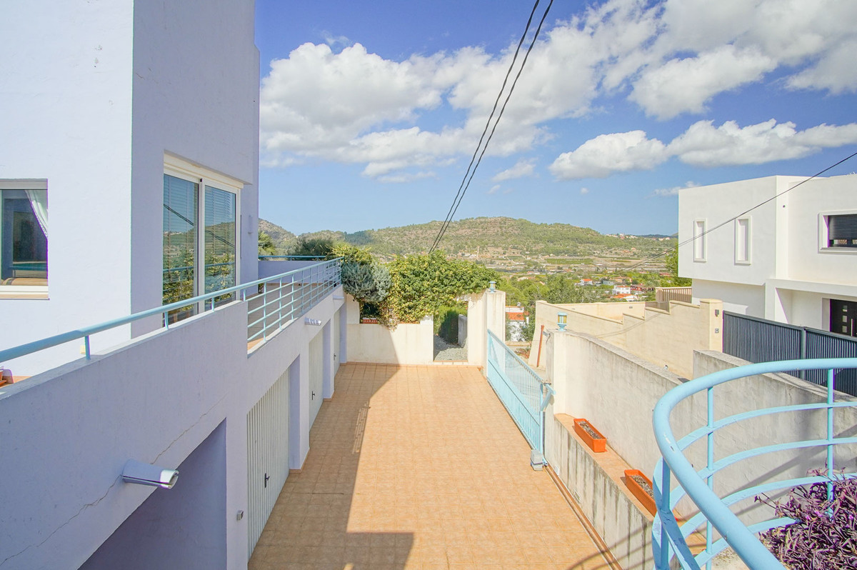 Se vende Villa - Chalet de 4 dormitorios en Costa Blanca, Alicante, España