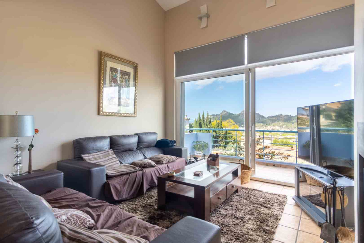 Se vende Villa - Chalet de 4 dormitorios en Costa Blanca, Alicante, España