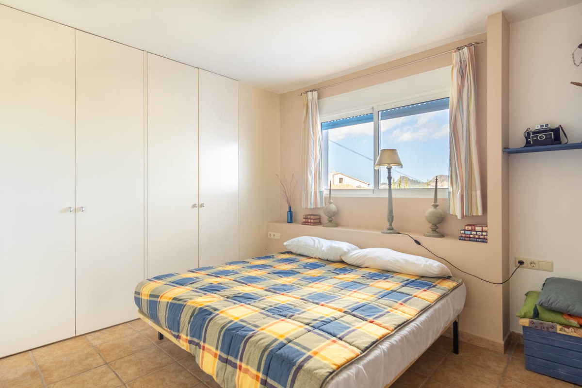 Se vende Villa - Chalet de 4 dormitorios en Costa Blanca, Alicante, España