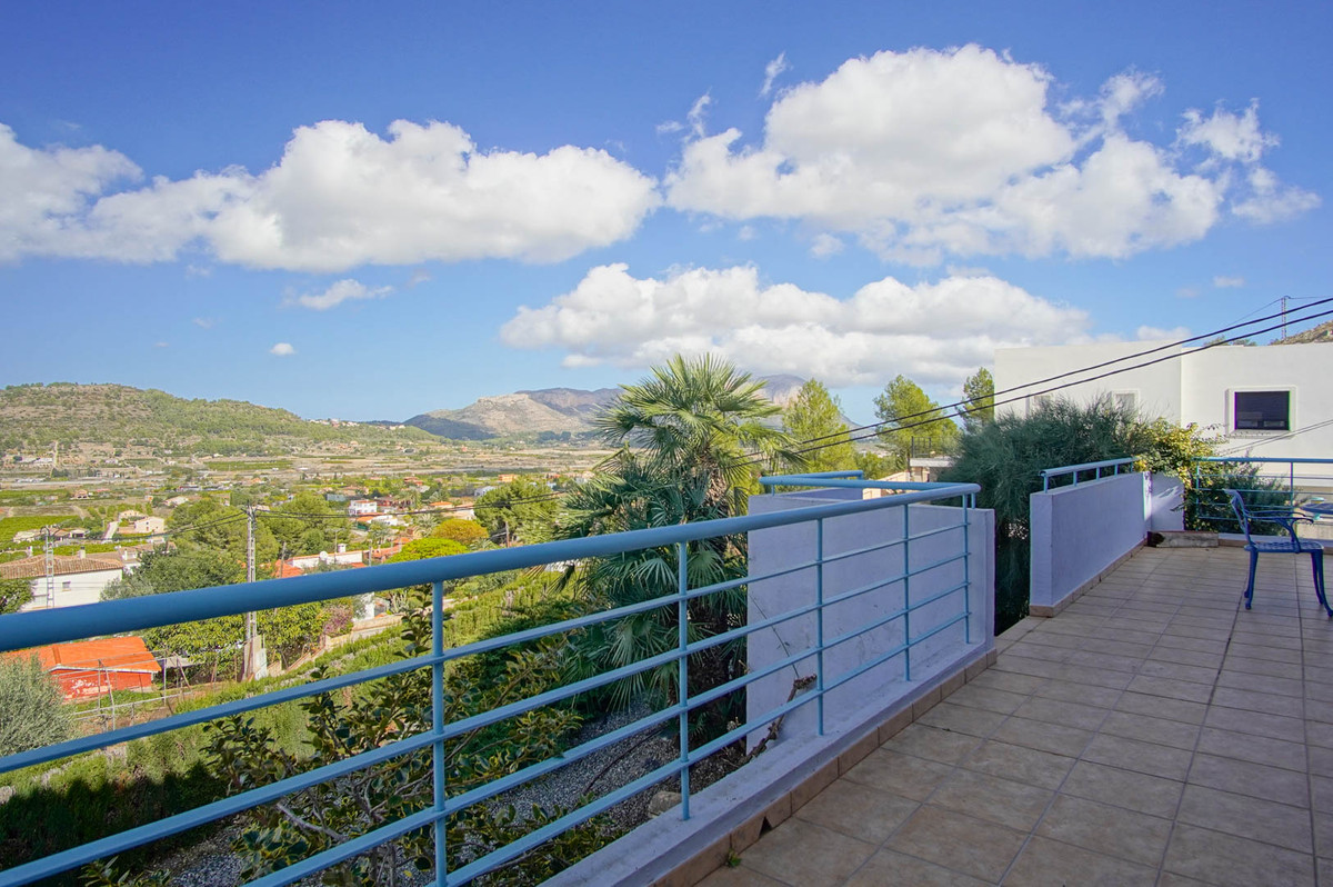 Se vende Villa - Chalet de 4 dormitorios en Costa Blanca, Alicante, España