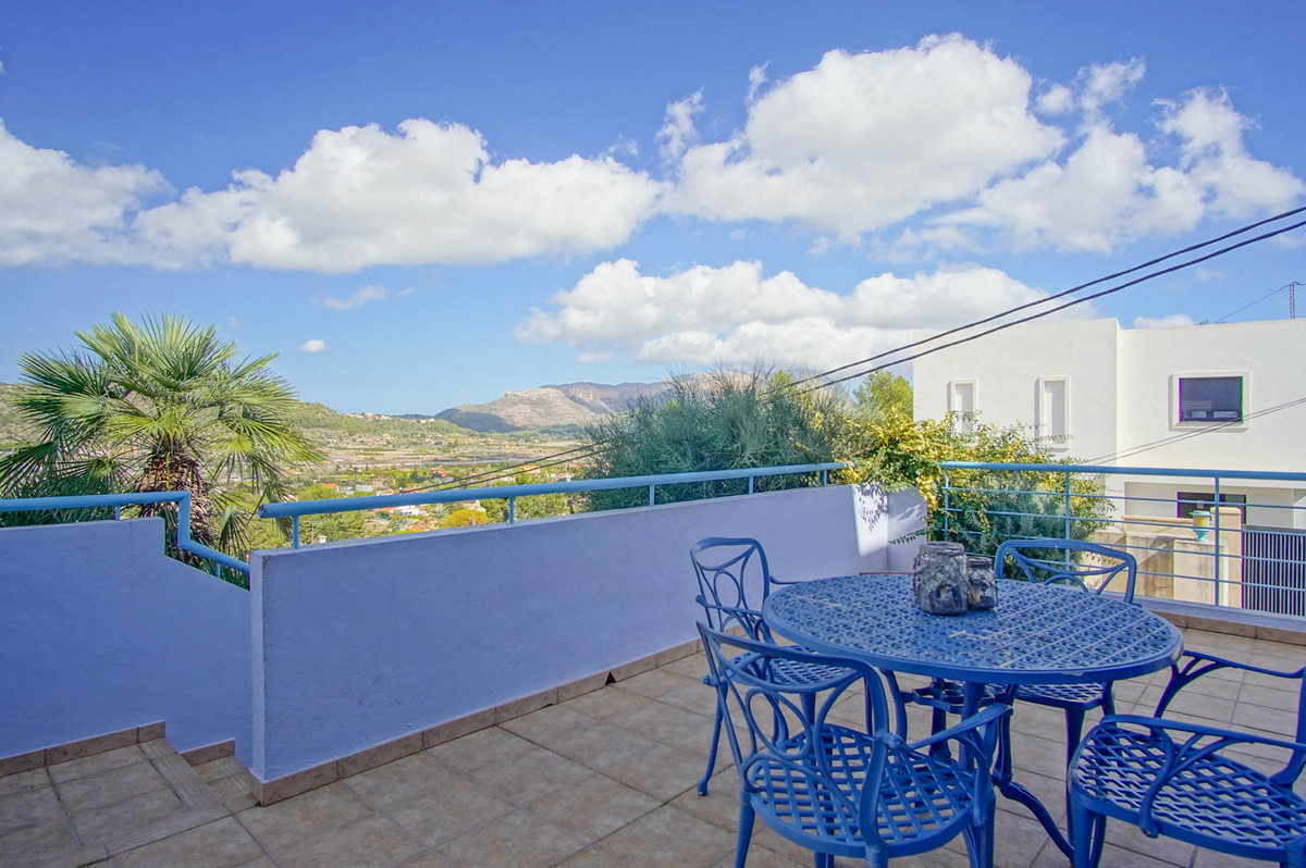 Se vende Villa - Chalet de 4 dormitorios en Costa Blanca, Alicante, España