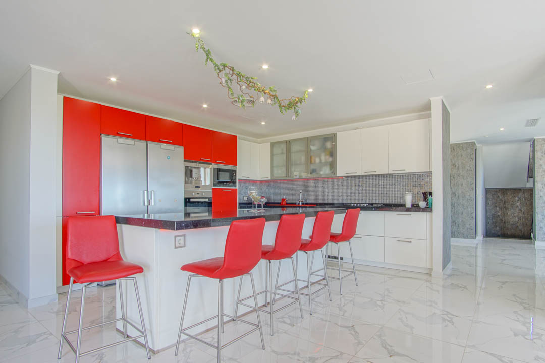 8 Bed Townhouse for sale in La Nucia Costa Blanca, Alicante, Spain
