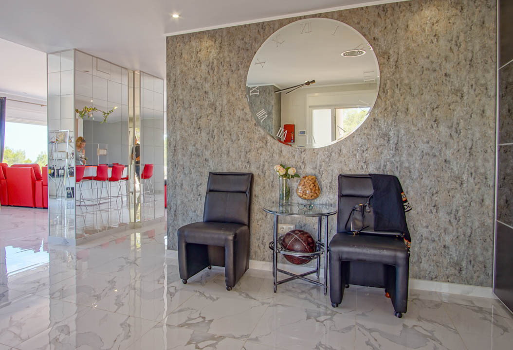 8 Bed Townhouse for sale in La Nucia Costa Blanca, Alicante, Spain