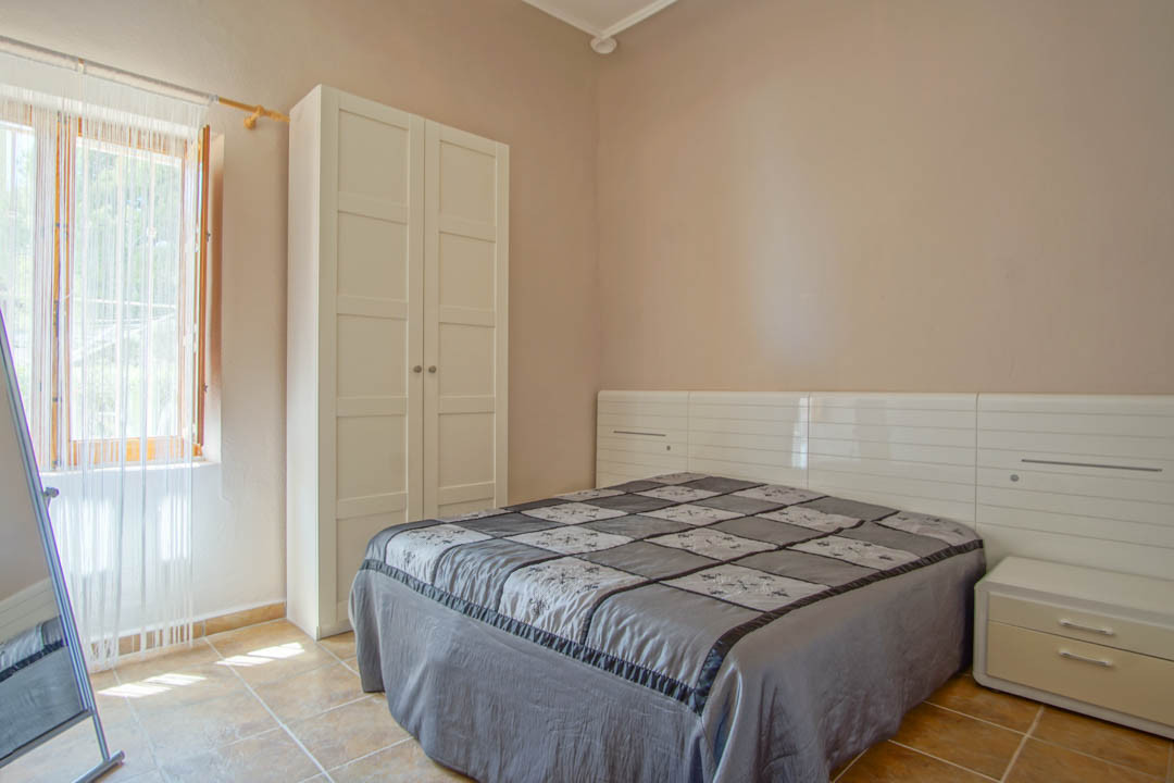 8 Bed Townhouse for sale in La Nucia Costa Blanca, Alicante, Spain