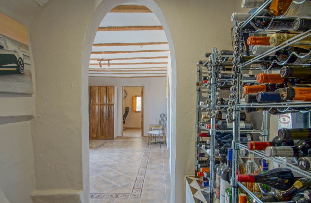 8 Bed Townhouse for sale in La Nucia Costa Blanca, Alicante, Spain