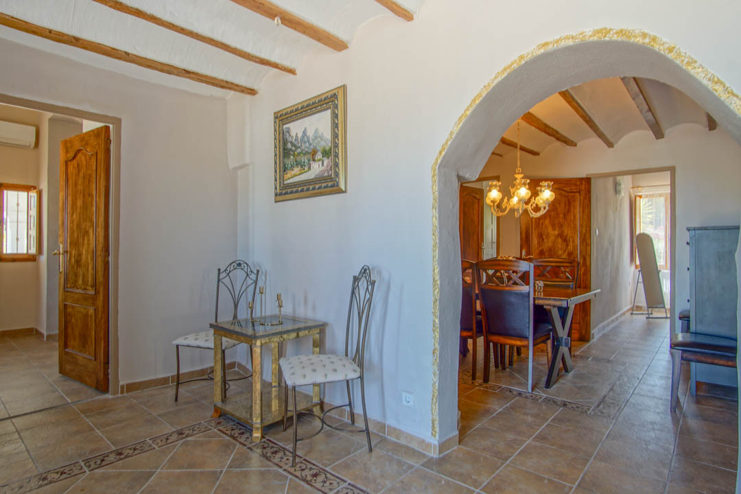 8 Bed Townhouse for sale in La Nucia Costa Blanca, Alicante, Spain