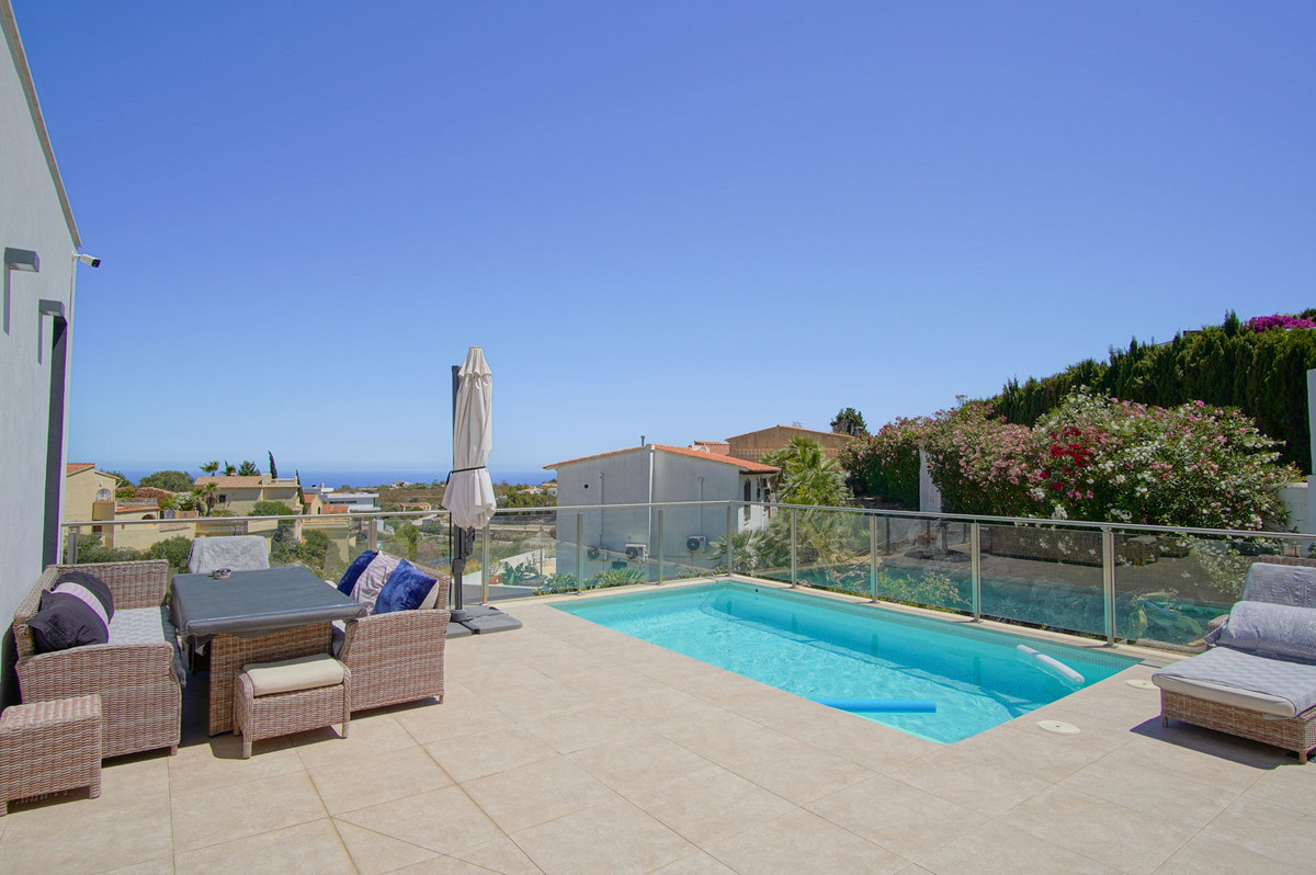 4 Bed Townhouse for sale in Cumbre Del Sol Costa Blanca, Alicante, Spain