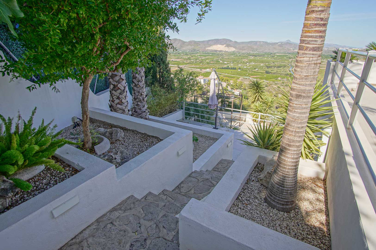 5 Bed Townhouse for sale in Pego Costa Blanca, Alicante, Spain