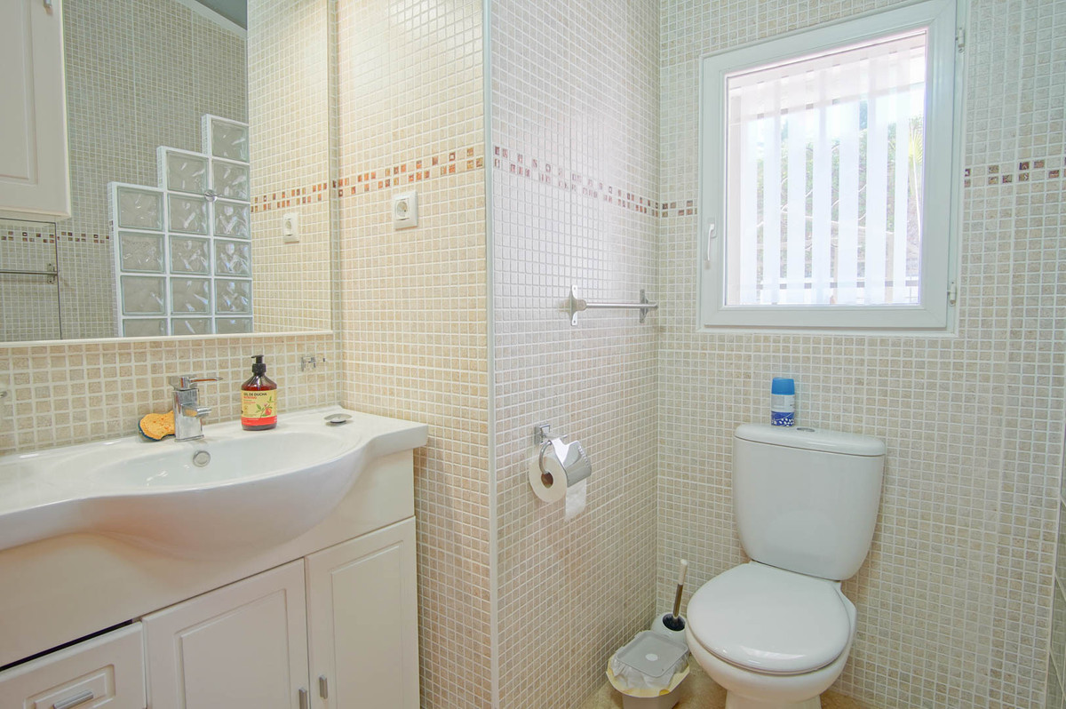 5 Bed Townhouse for sale in Pego Costa Blanca, Alicante, Spain