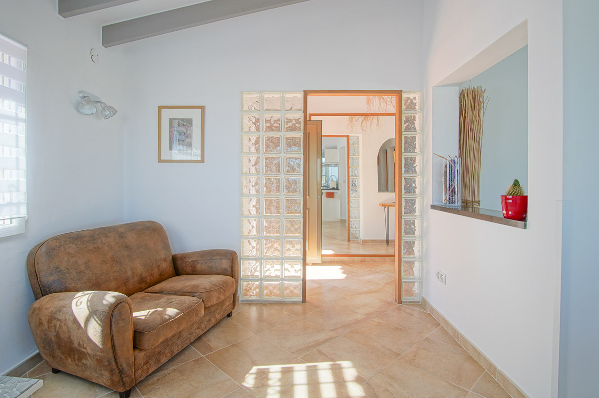 5 Bed Townhouse for sale in Pego Costa Blanca, Alicante, Spain