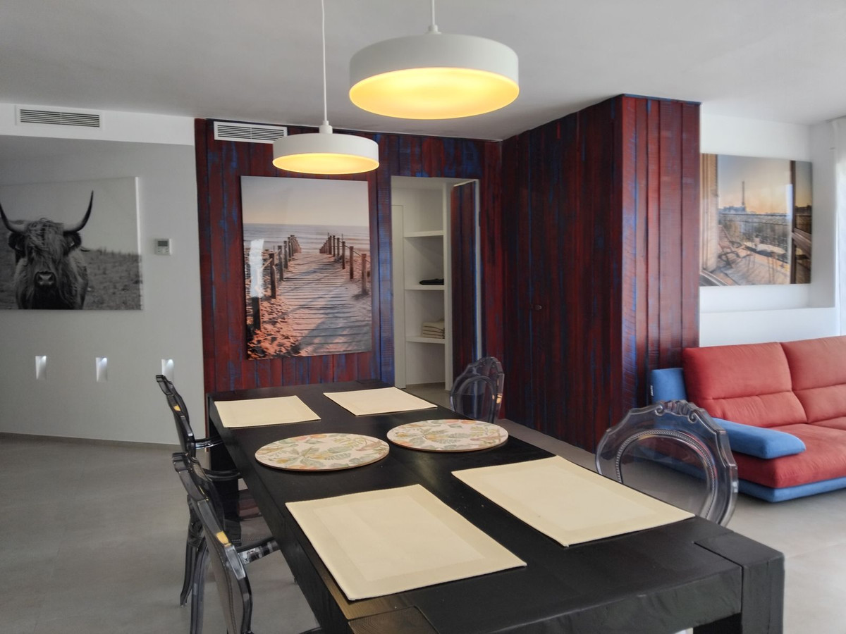 2 Bed Apartment for sale in Puerto Banús Costa Del Sol, Málaga, Spain