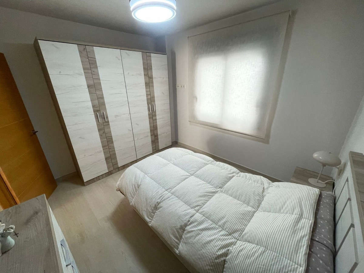 Se vende Apartamento Planta Media de 3 dormitorios en Costa Del Sol, Málaga, España
