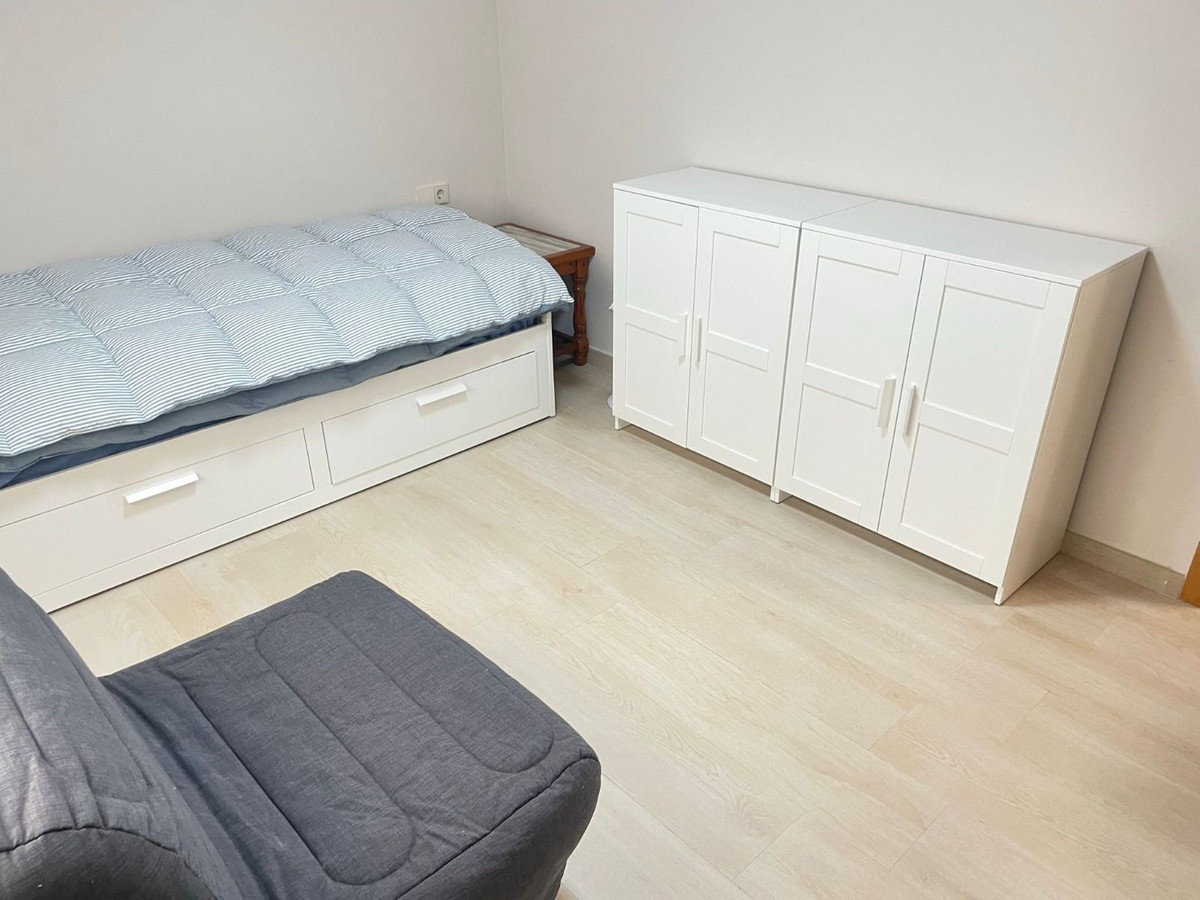 Se vende Apartamento Planta Media de 3 dormitorios en Costa Del Sol, Málaga, España