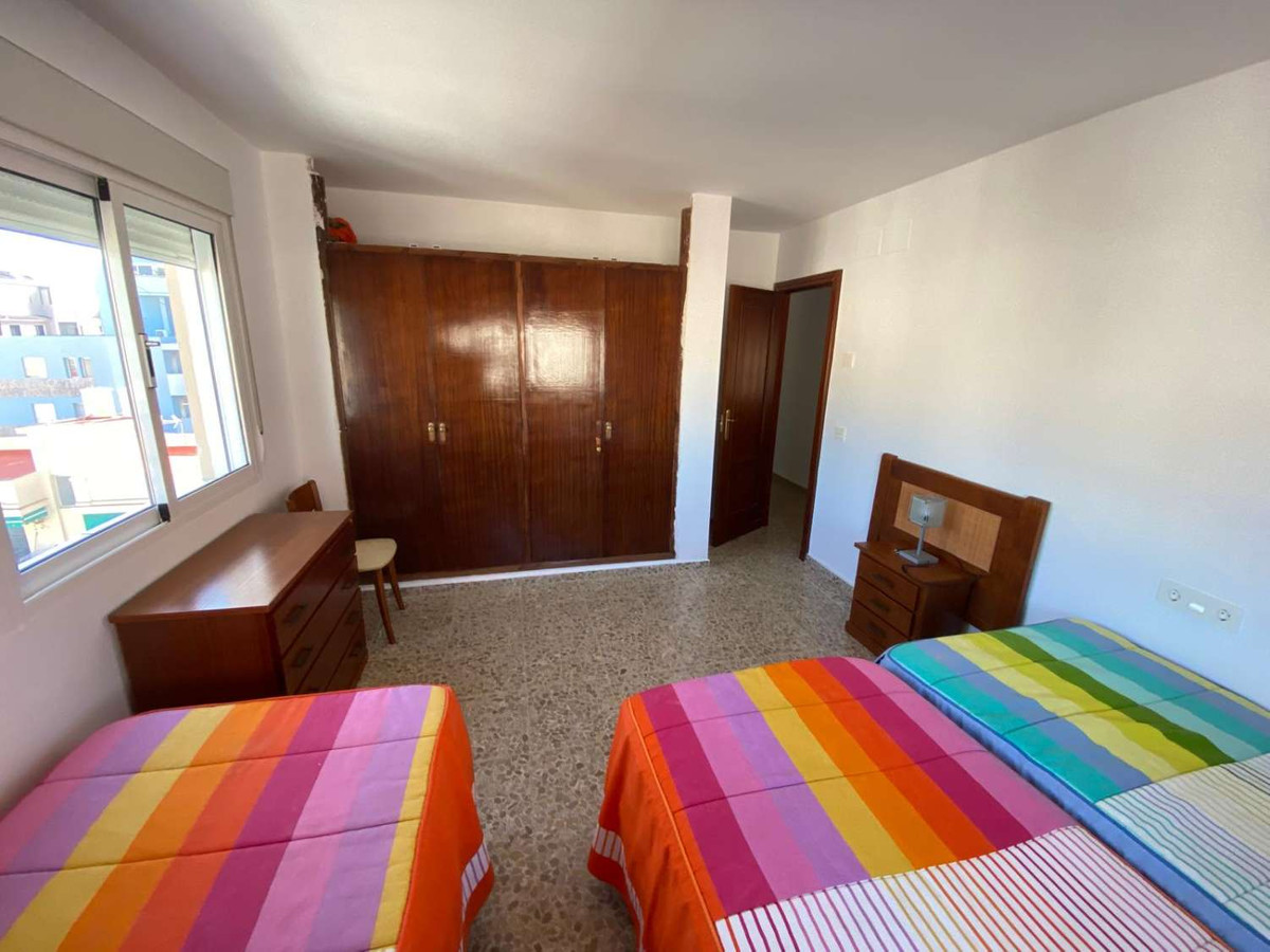 4 Bed Apartment for sale in Fuengirola Costa Del Sol, Málaga, Spain