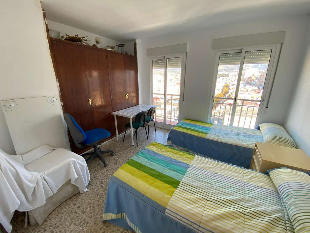 4 Bed Apartment for sale in Fuengirola Costa Del Sol, Málaga, Spain