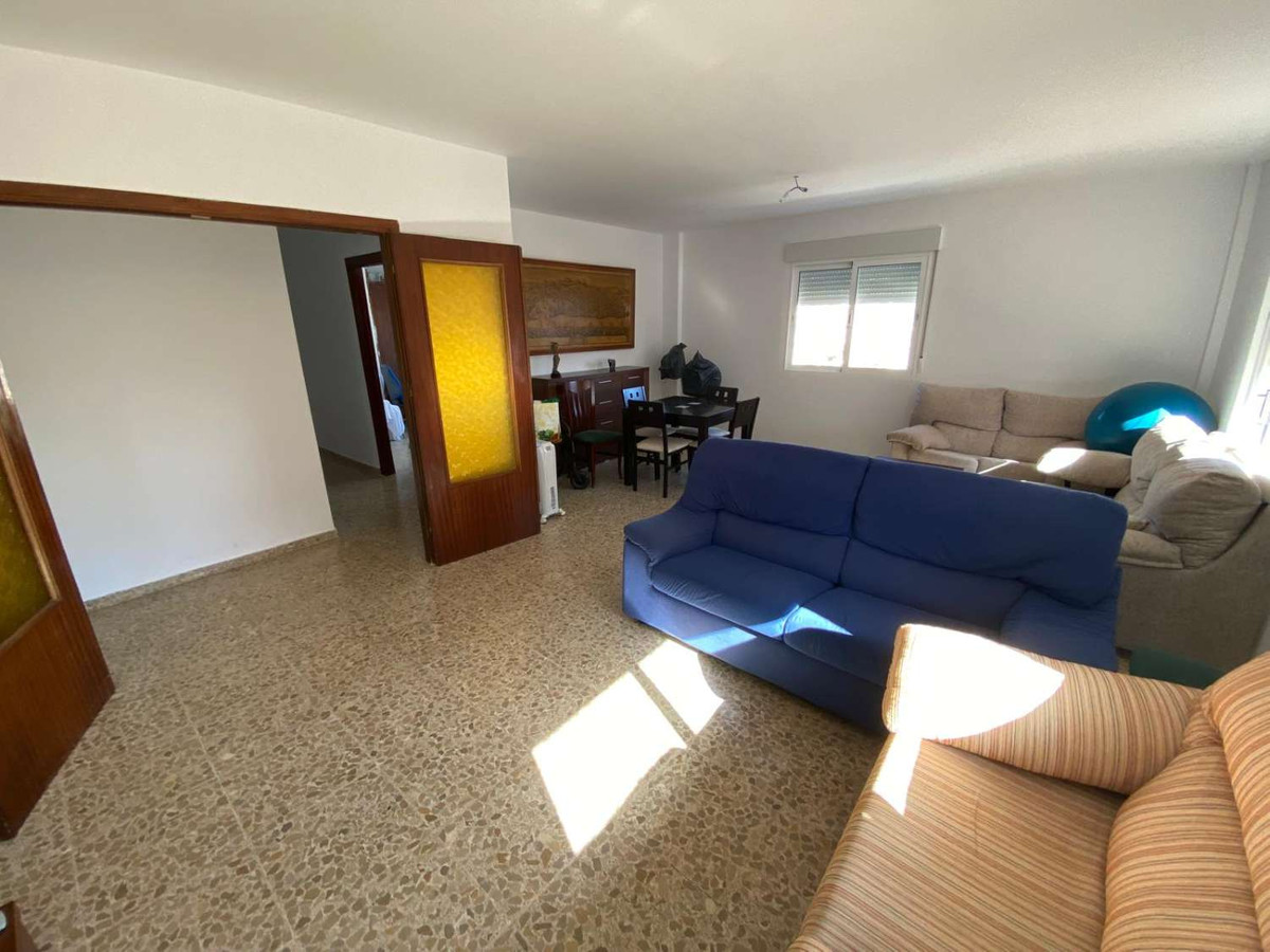 4 Bed Apartment for sale in Fuengirola Costa Del Sol, Málaga, Spain