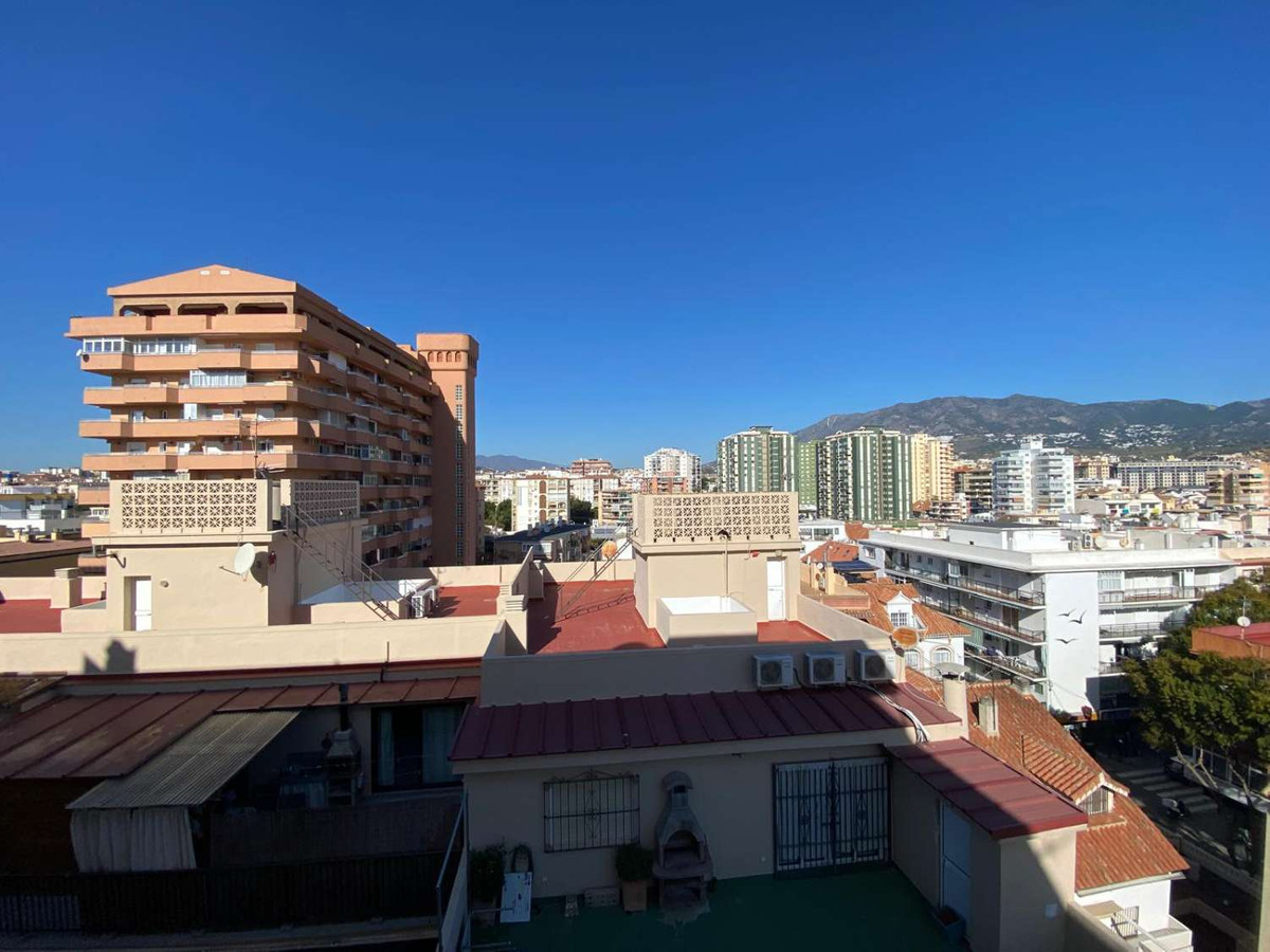 4 Bed Apartment for sale in Fuengirola Costa Del Sol, Málaga, Spain