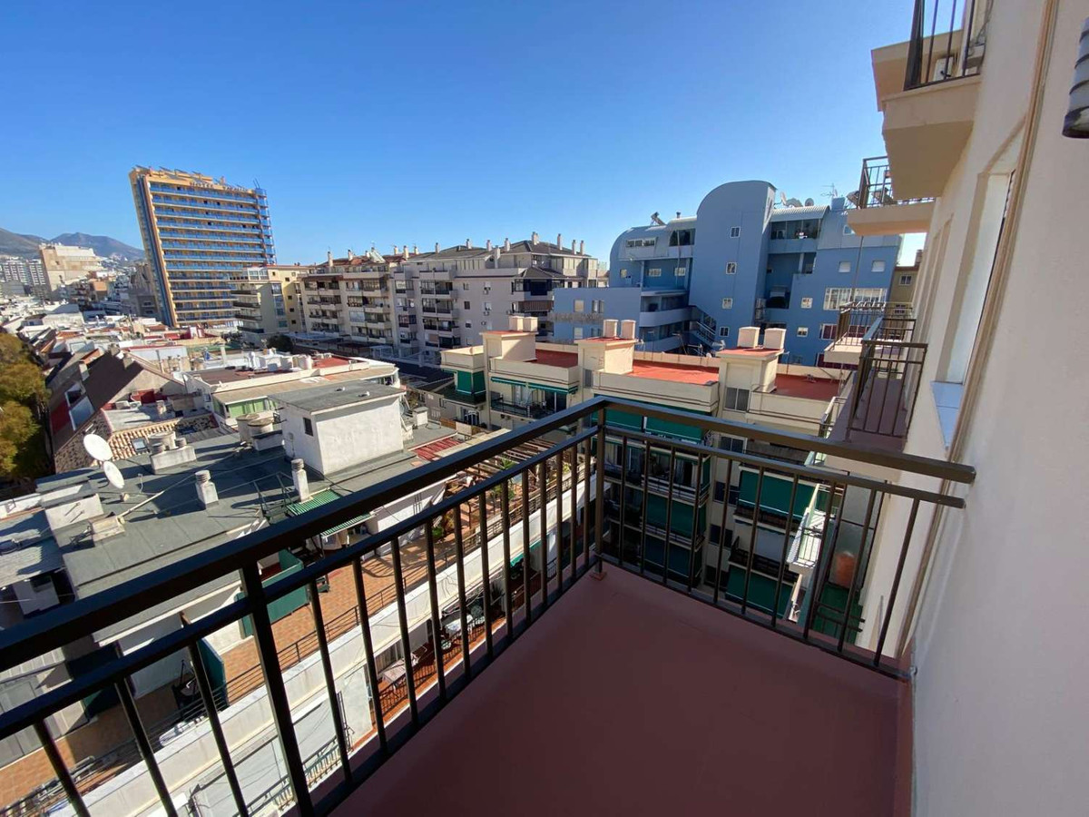 4 Bed Apartment for sale in Fuengirola Costa Del Sol, Málaga, Spain