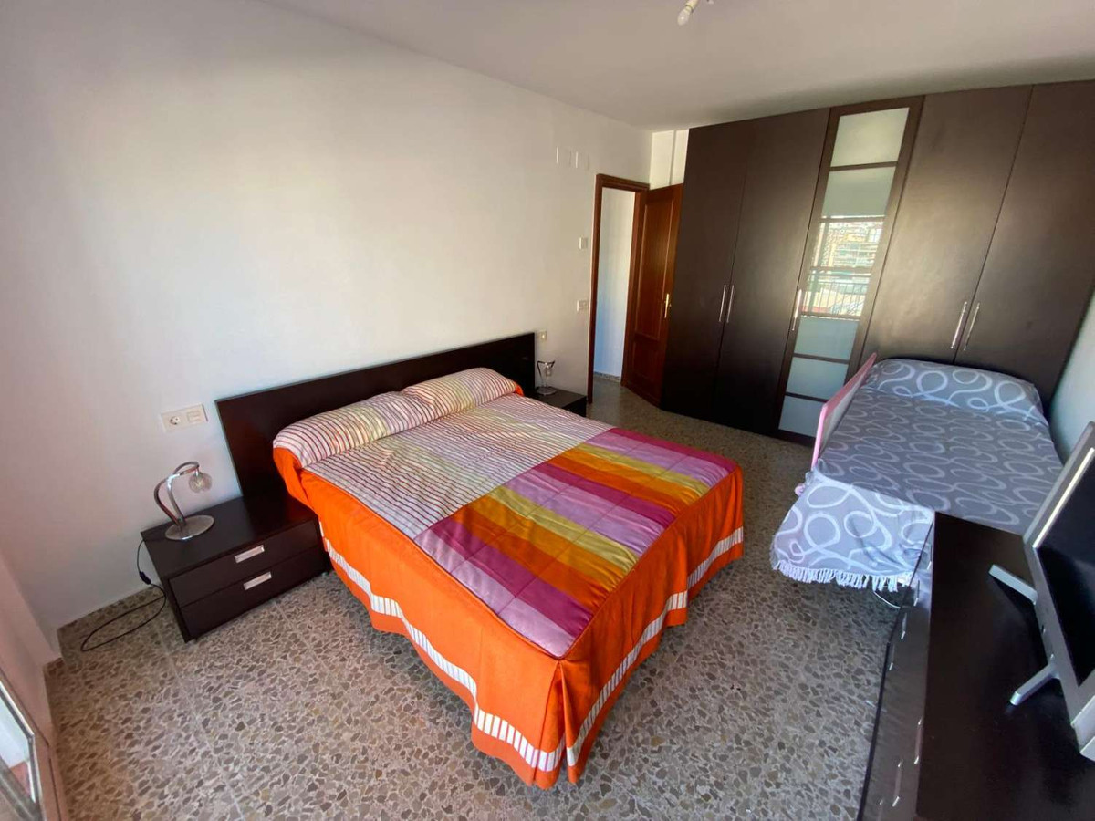 4 Bed Apartment for sale in Fuengirola Costa Del Sol, Málaga, Spain