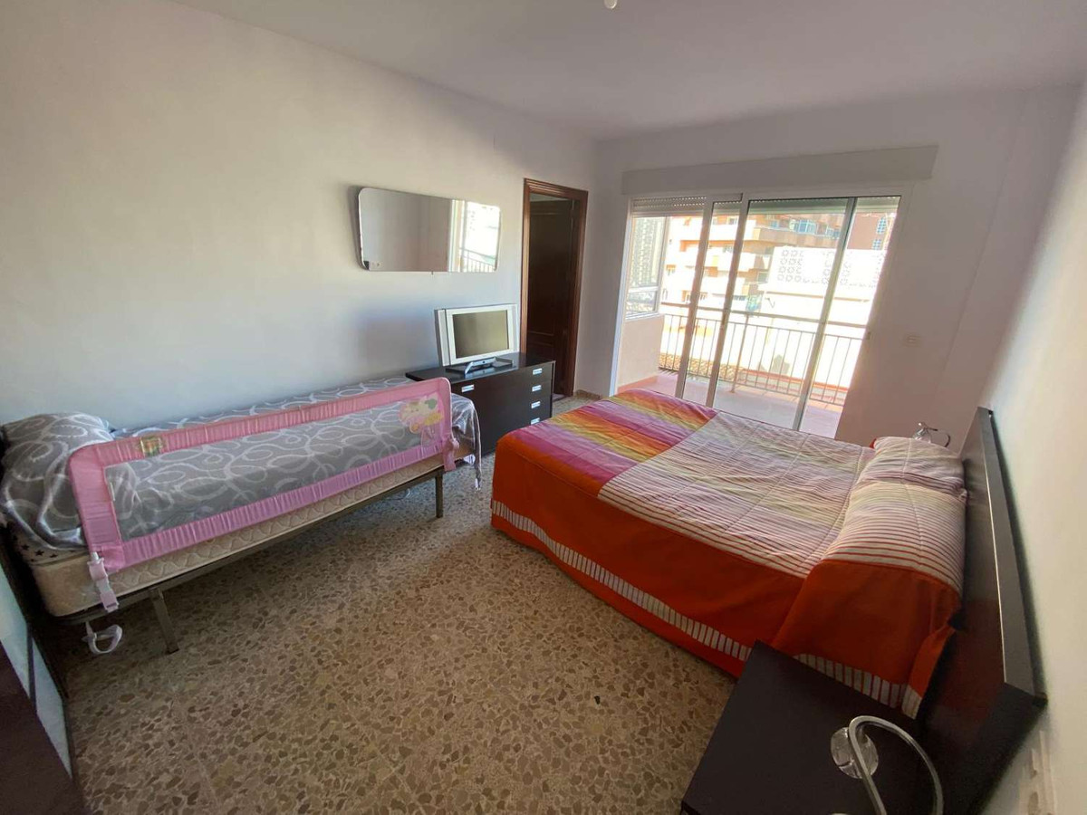 4 Bed Apartment for sale in Fuengirola Costa Del Sol, Málaga, Spain