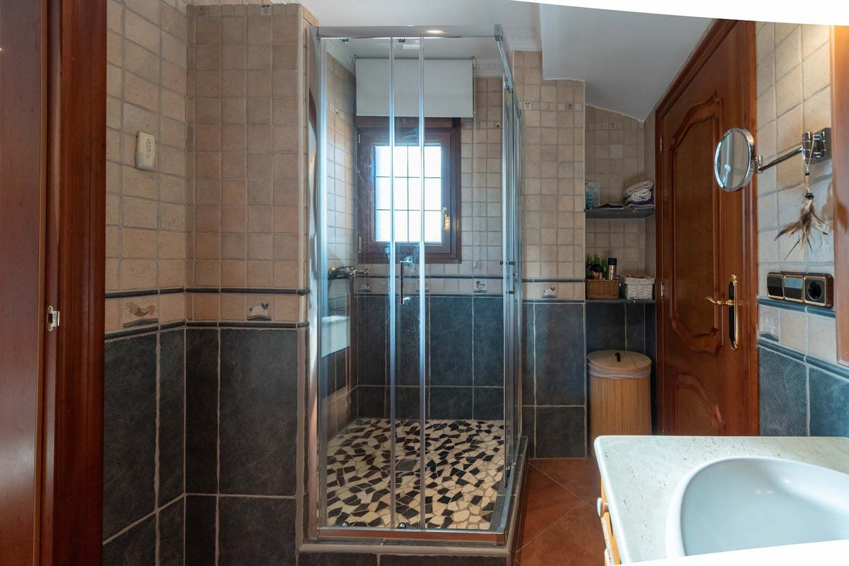 4 Bed Townhouse for sale in Calpe Costa Blanca, Alicante, Spain